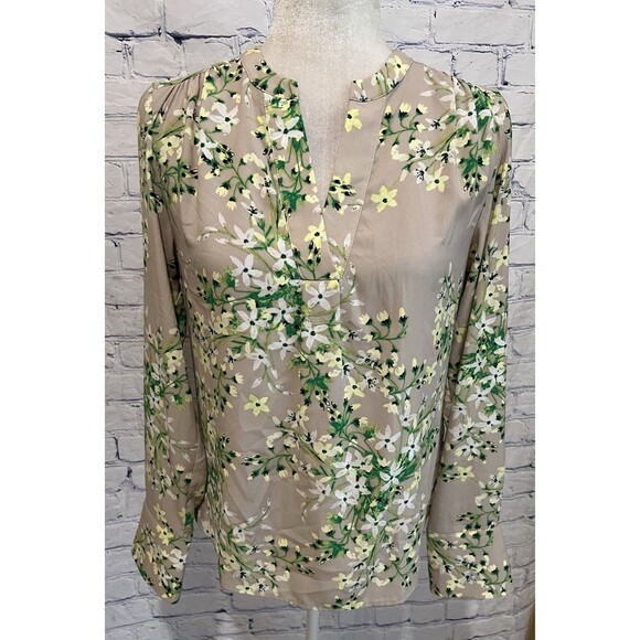 Calvin Klein Cream And Green Floral Long Sleeve Top Blouse Size Medium Petite - Picture 1 of 8